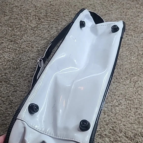 Vintage Nike Patent White and Black Messenger Bag - Picture 4 of 16